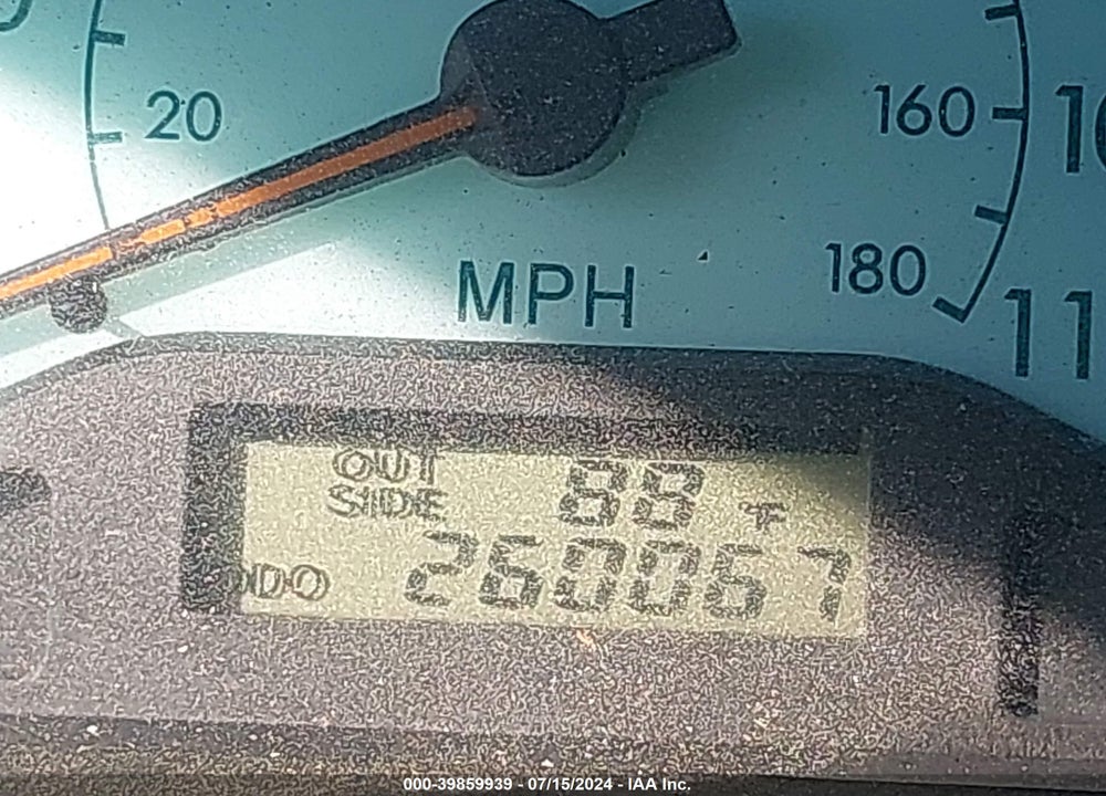 2004 TOYOTA COROLLA LE VIN: 2T1BR32E34C267069
