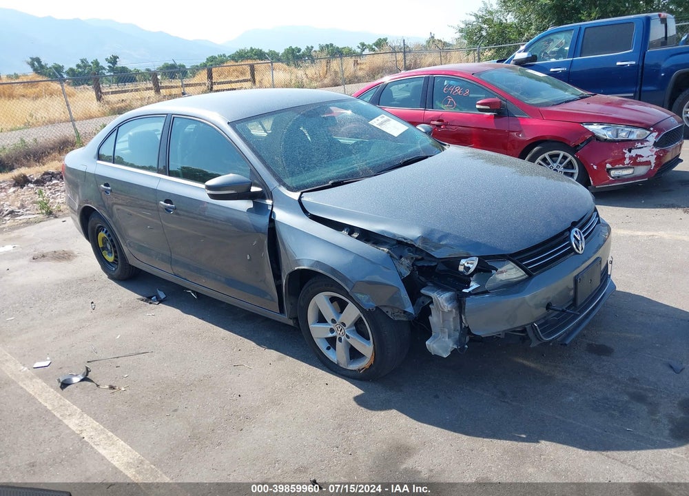 2013 VOLKSWAGEN JETTA 2.0L TDI VIN: 3VW3L7AJ3DM435308