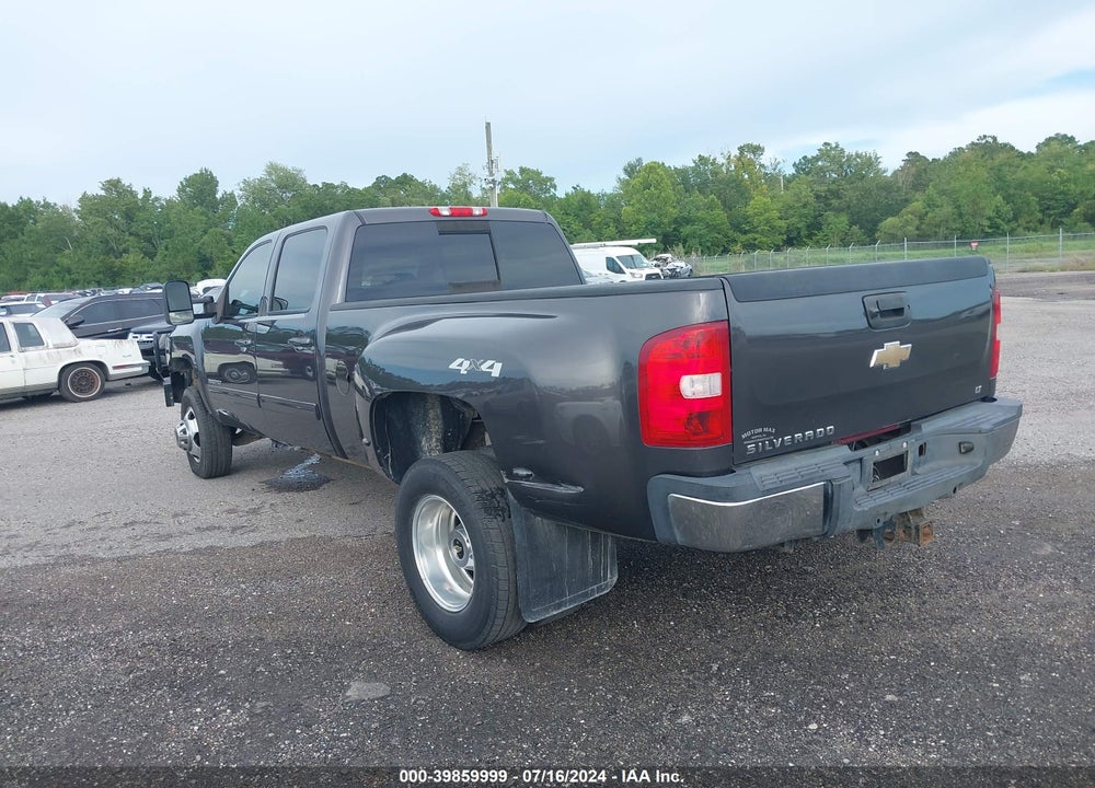 2011 CHEVROLET SILVERADO 3500HD LTZ VIN: 1GC4K1C89BF206579
