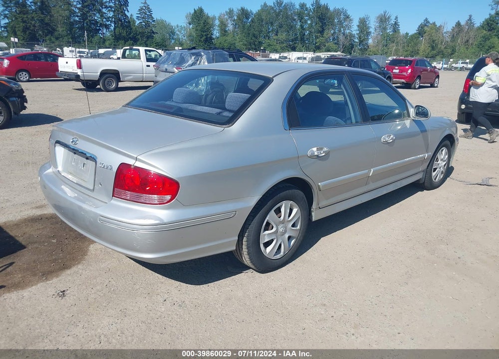 2005 HYUNDAI SONATA GL VIN: KMHWF25S45A110271