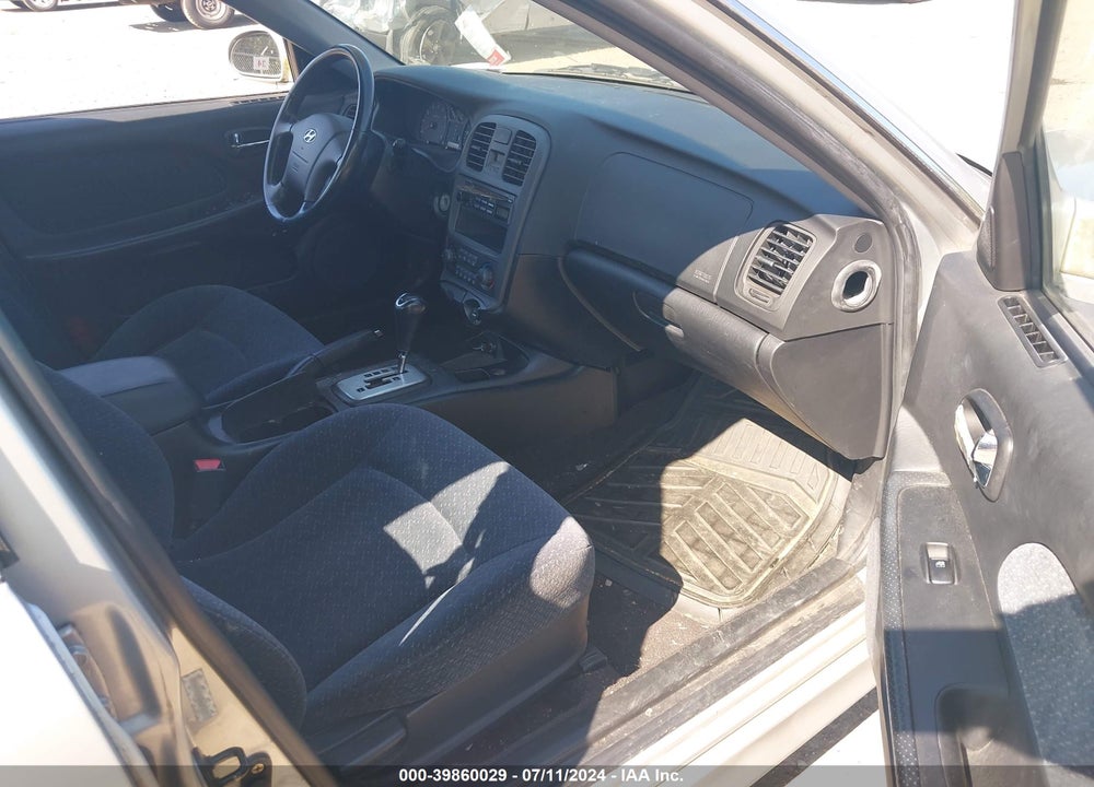 2005 HYUNDAI SONATA GL VIN: KMHWF25S45A110271