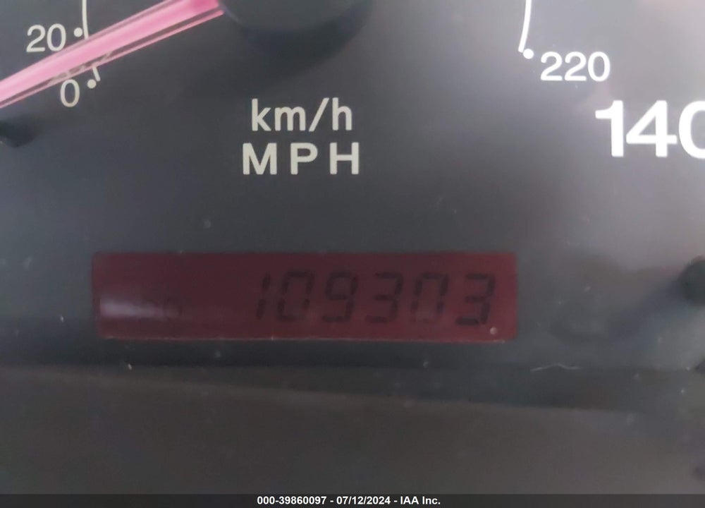 2001 HYUNDAI ELANTRA GLS VIN: KMHDN45D41U035085