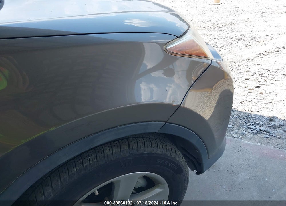 2015 TOYOTA RAV4 VIN: 2T3WFREV1FW143772