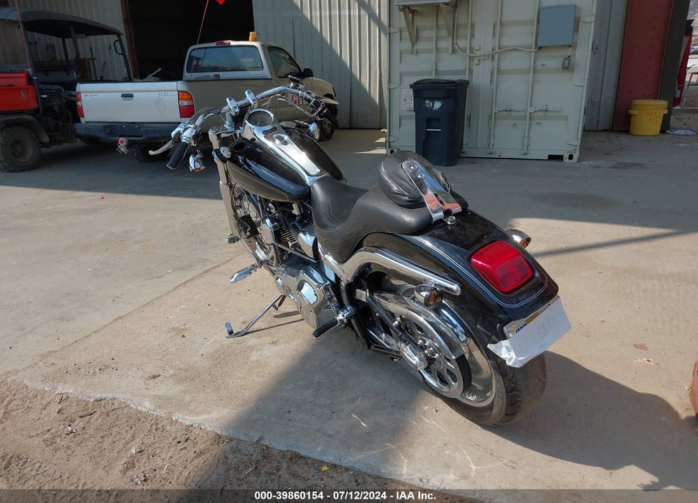 2004 HARLEY-DAVIDSON FXSTDI VIN: 1HD1JBB394Y050129