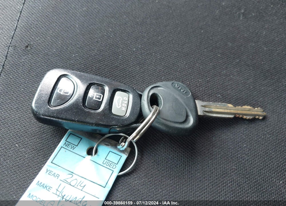 2014 HYUNDAI ELANTRA SE VIN: 5NPDH4AE4EH528579