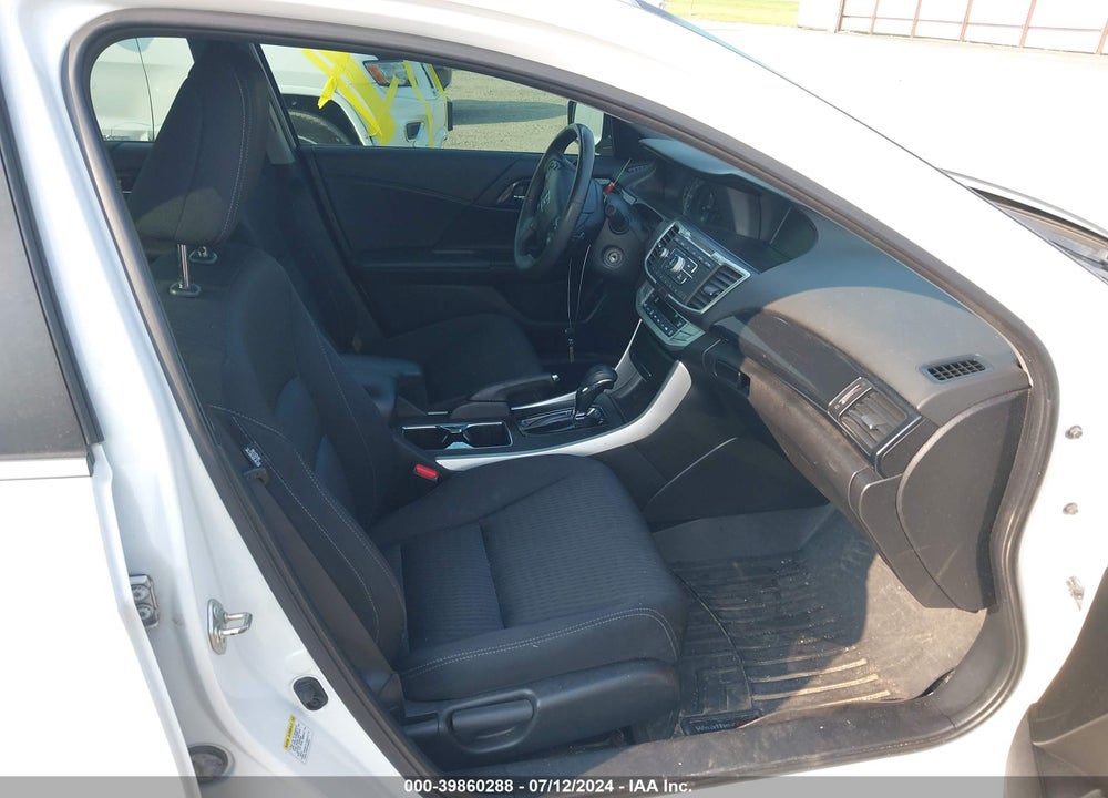 2015 HONDA ACCORD SPORT VIN: 1HGCR2F54FA129039