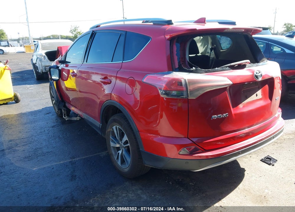 2016 TOYOTA RAV4 XLE VIN: 2T3WFREV0GW257697