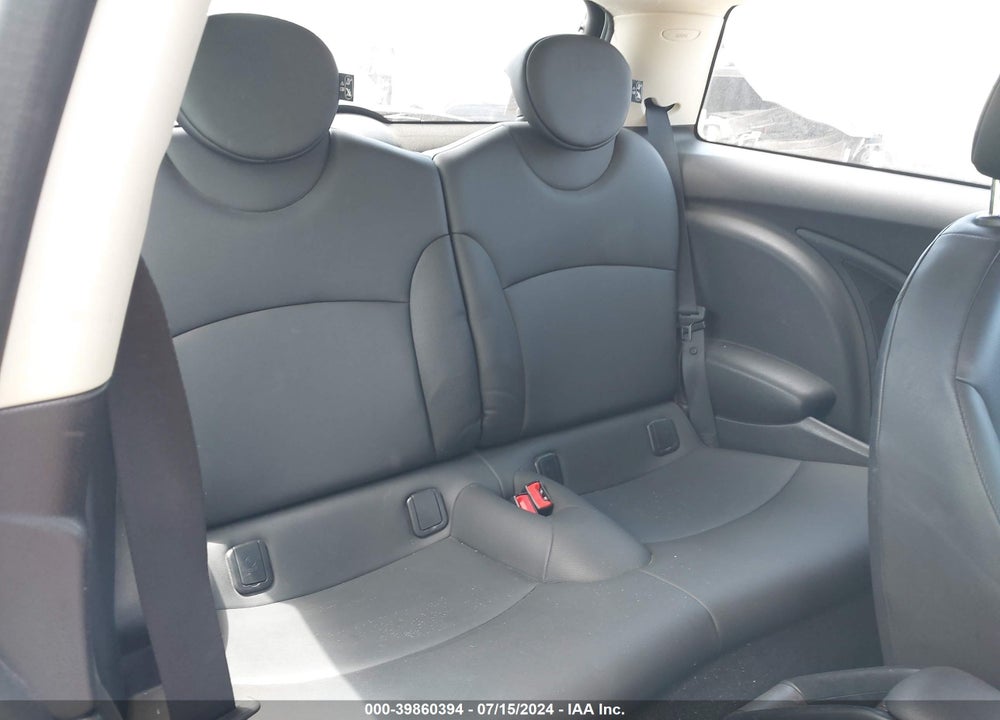 2013 MINI HARDTOP COOPER VIN: WMWSU3C54DT682792