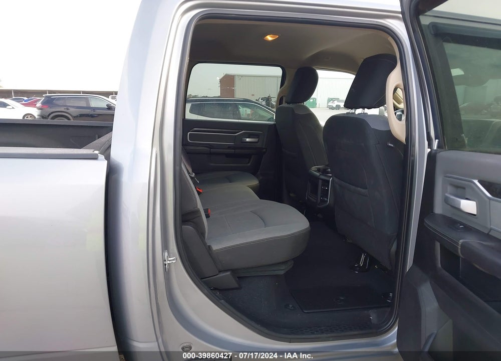 2019 RAM 2500 LONE STAR 4X4 6'4 BOX VIN: 3C6UR5DJ8KG647517