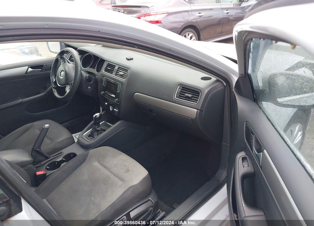 2017 VOLKSWAGEN JETTA 1.4T S VIN: 3VW2B7AJ7HM321459