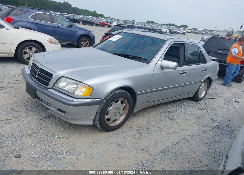 2000 MERCEDES-BENZ C 230 KOMPRESSOR VIN: WDBHA24G3YF936009