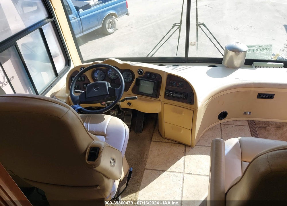 2006 FREIGHTLINER CHASSIS X LINE MOTOR HOME VIN: 4UZAB2DC96CW58370
