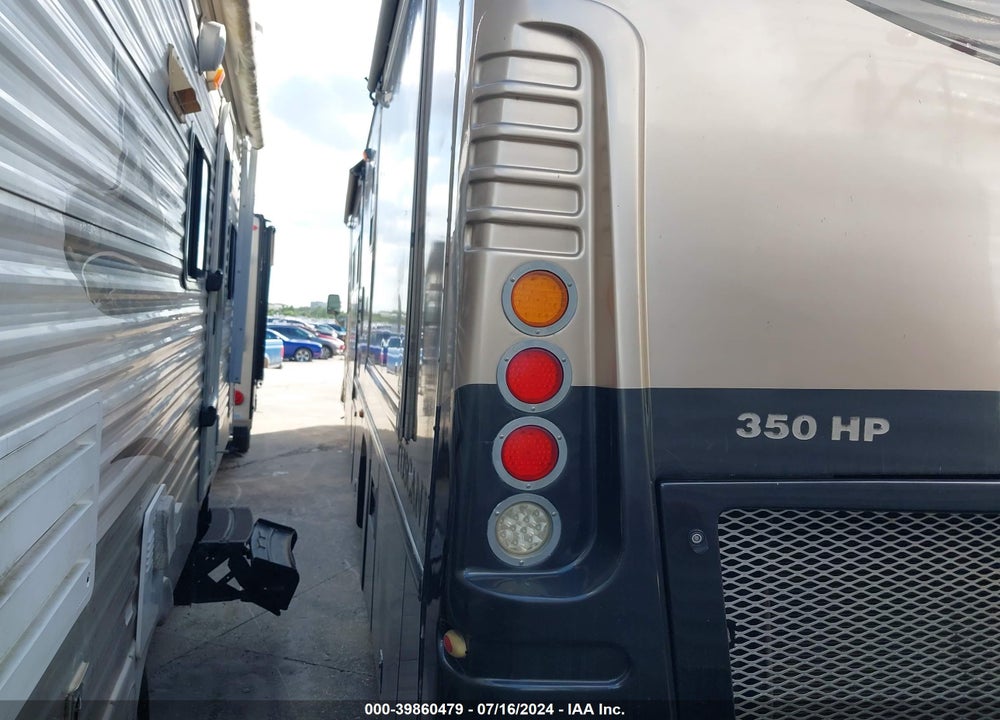 2006 FREIGHTLINER CHASSIS X LINE MOTOR HOME VIN: 4UZAB2DC96CW58370