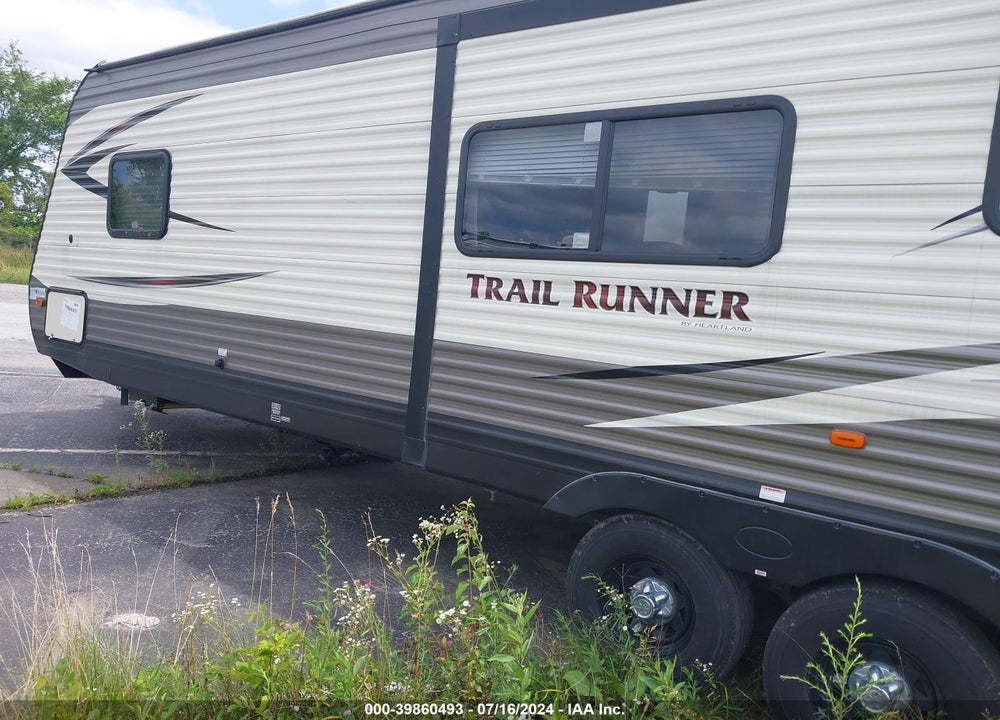 2018 HEART MANUFACTURING TRAIL RUNNER 27RKS VIN: 5SFEB3321JE376237