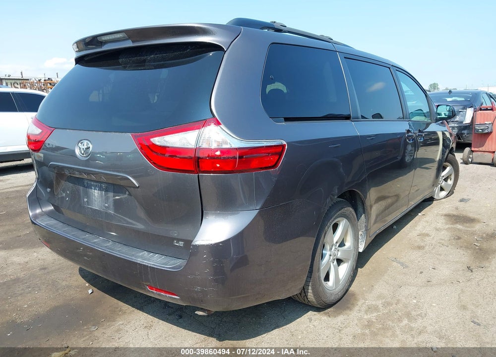 2015 TOYOTA SIENNA LE 8 PASSENGER VIN: 5TDKK3DC3FS565938
