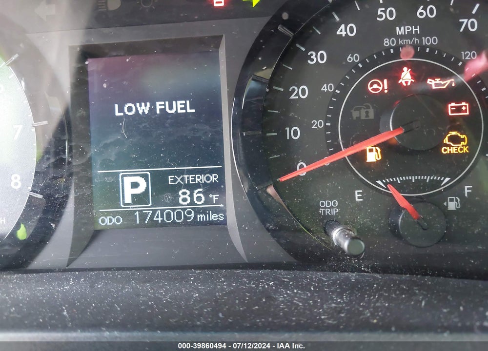 2015 TOYOTA SIENNA LE 8 PASSENGER VIN: 5TDKK3DC3FS565938