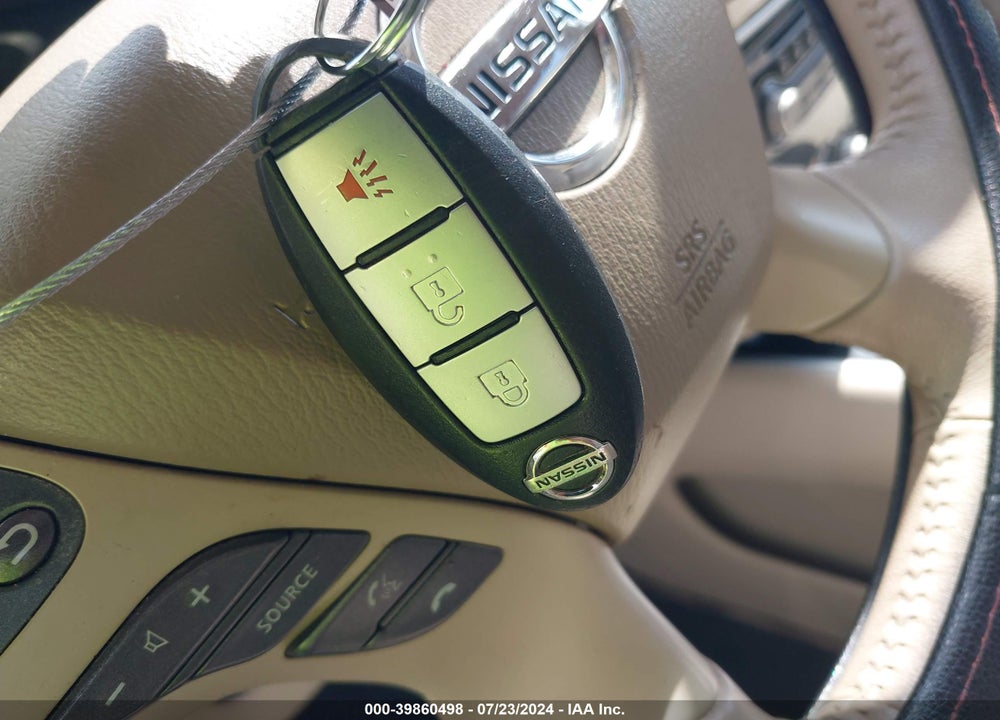 2014 NISSAN PATHFINDER SV VIN: 5N1AR2MN3EC643763
