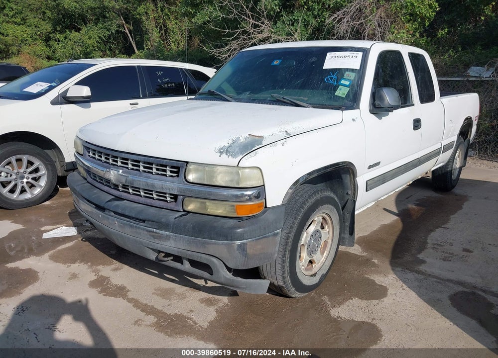 2002 CHEVROLET SILVERADO 1500 LS VIN: 2GCEK19T521360231