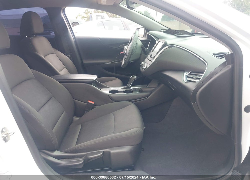 2018 CHEVROLET MALIBU LT VIN: 1G1ZD5ST4JF271988