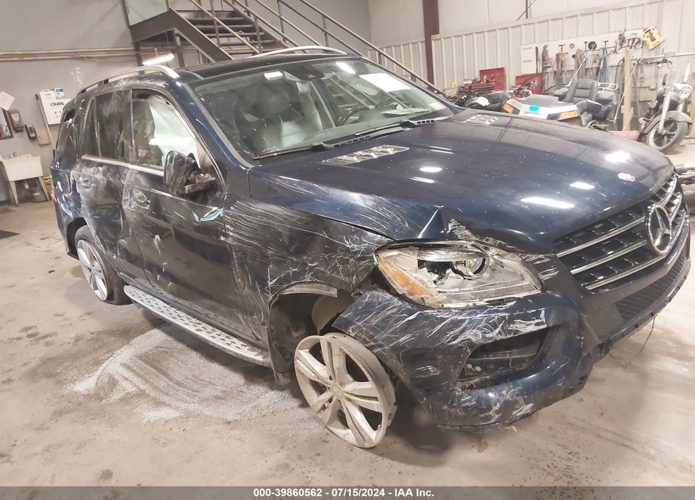 2015 MERCEDES-BENZ ML 350 4MATIC VIN: 4JGDA5HB0FA506136
