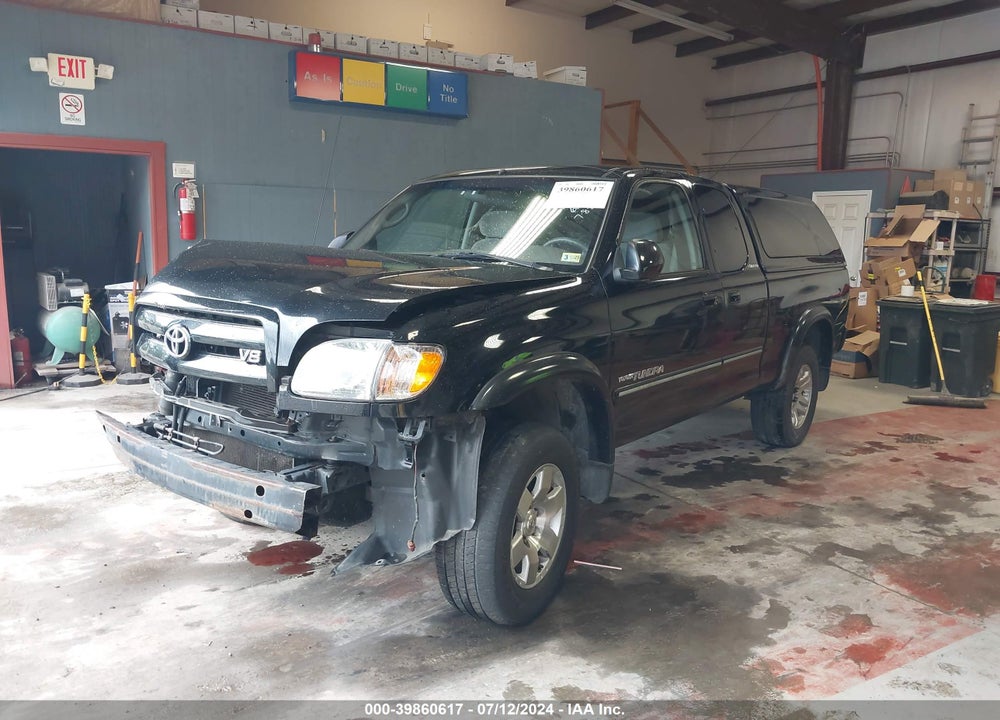 2003 TOYOTA TUNDRA LTD V8 VIN: 5TBBT48113S362787