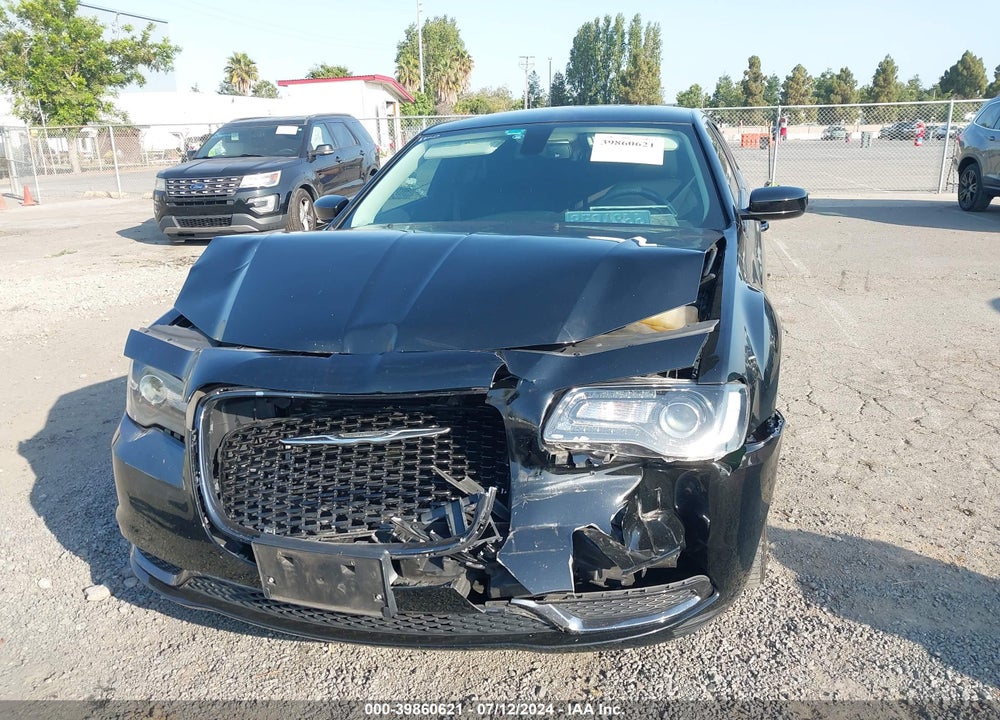 2018 CHRYSLER 300 TOURING VIN: 2C3CCAAG1JH249494