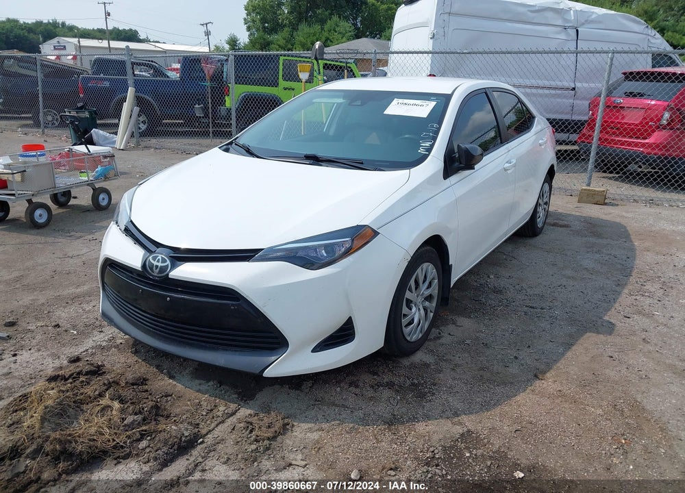 2017 TOYOTA COROLLA LE VIN: 2T1BURHE6HC854879