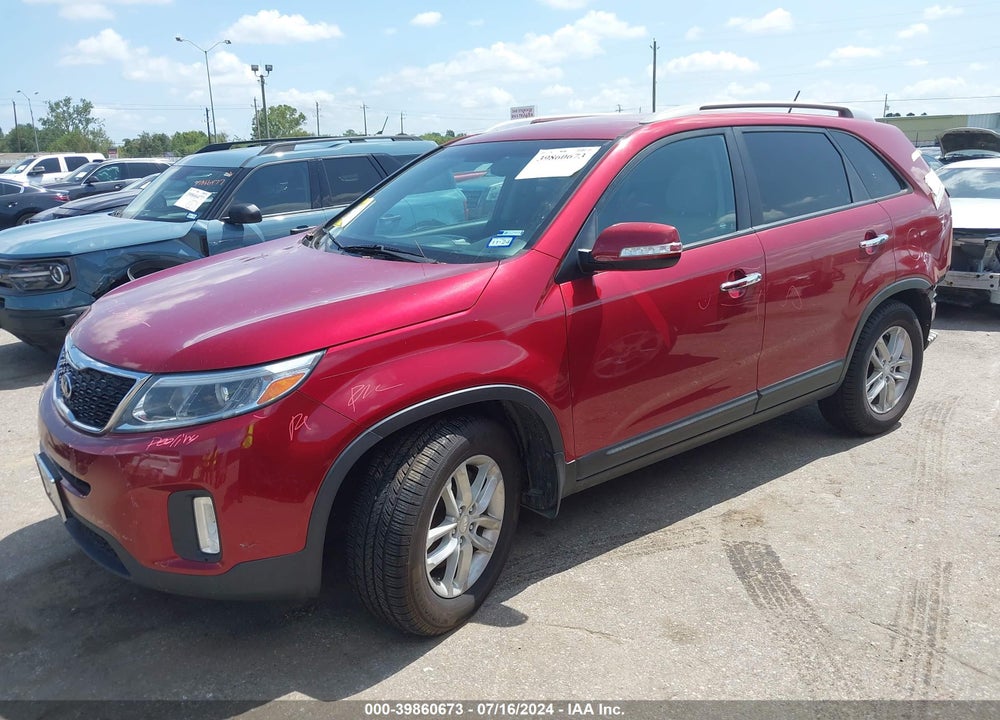 2015 KIA SORENTO LX VIN: 5XYKT3A65FG638185