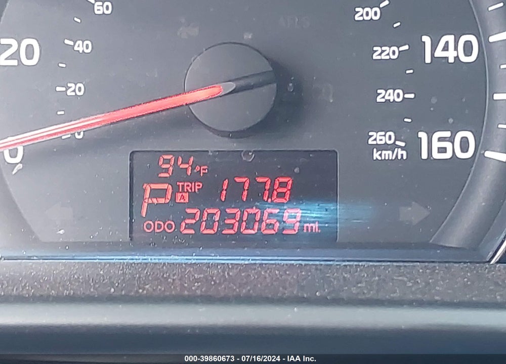 2015 KIA SORENTO LX VIN: 5XYKT3A65FG638185
