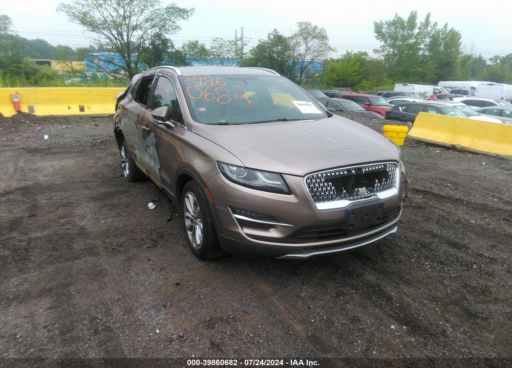 2019 LINCOLN MKC SELECT VIN: 5LMCJ2D91KUL17935
