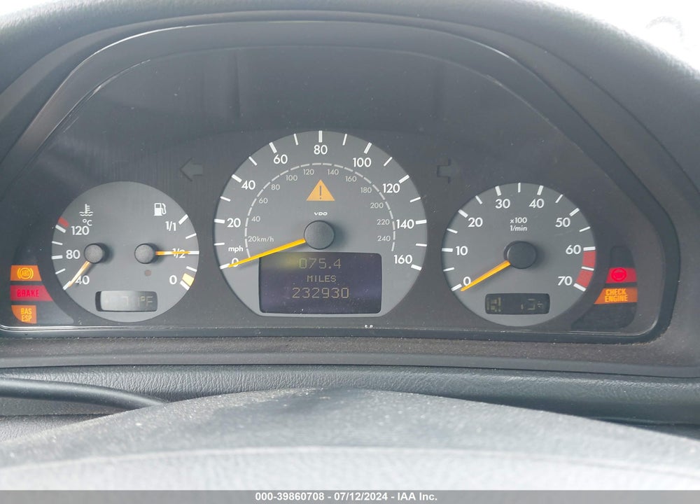 2002 MERCEDES-BENZ CLK 430 VIN: WDBLK70G62T113092