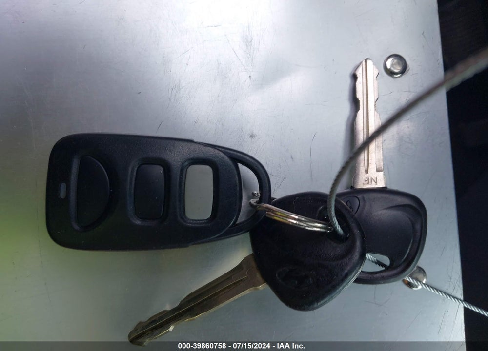 2012 HYUNDAI SANTA FE GLS VIN: 5XYZG3ABXCG129382