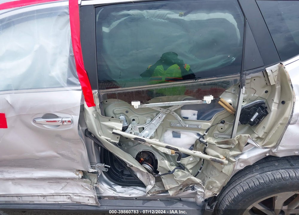 2014 NISSAN ROGUE SL VIN: 5N1AT2MT4EC830929