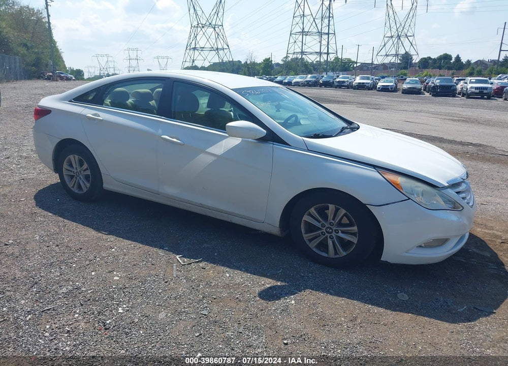 2013 HYUNDAI SONATA GLS VIN: 5NPEB4AC1DH540840