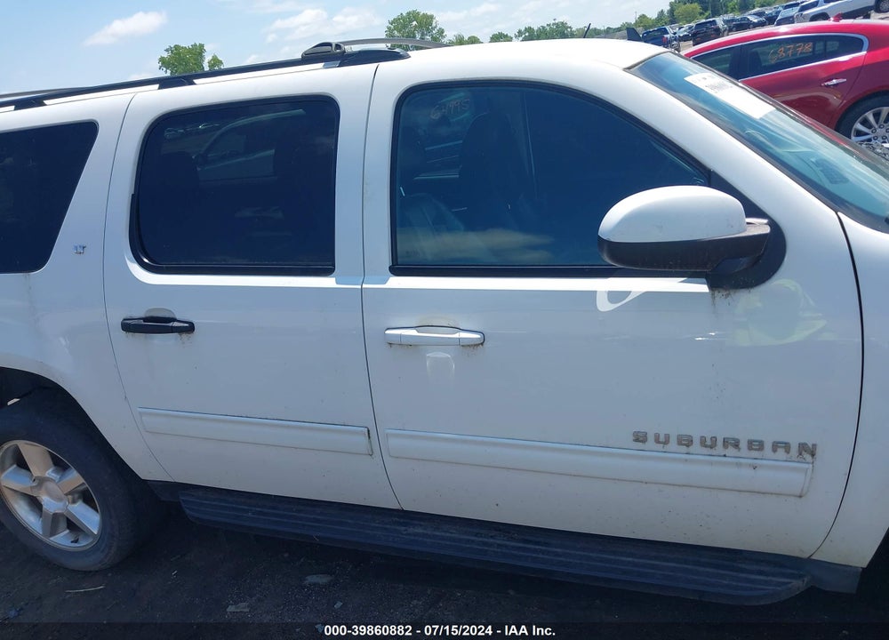 2014 CHEVROLET SUBURBAN 1500 LT VIN: 1GNSKJE79ER155705
