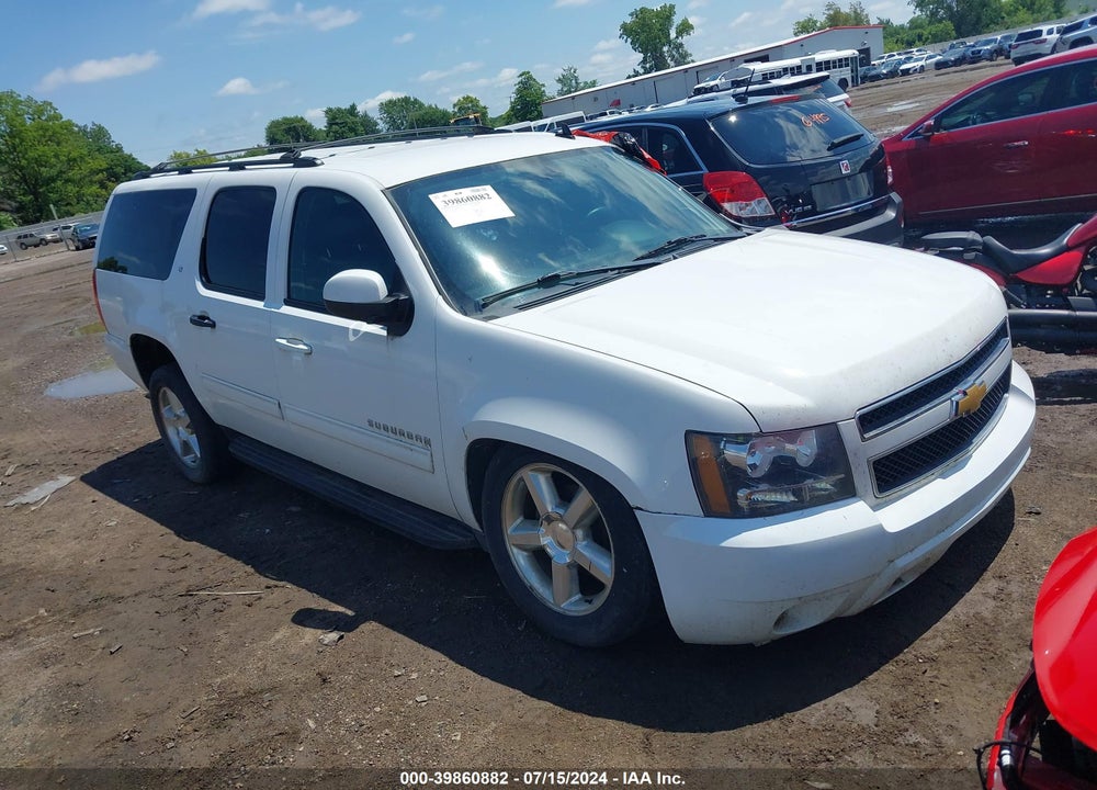 2014 CHEVROLET SUBURBAN 1500 LT VIN: 1GNSKJE79ER155705