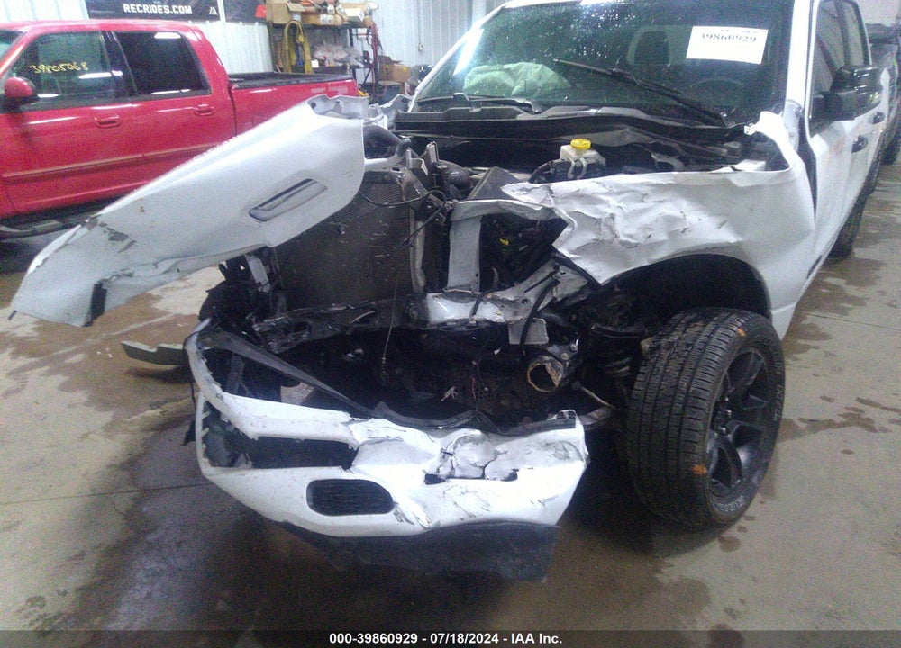 2024 RAM 1500 BIG HORN 4X4 5'7 BOX VIN: 1C6SRFFT1RN131111