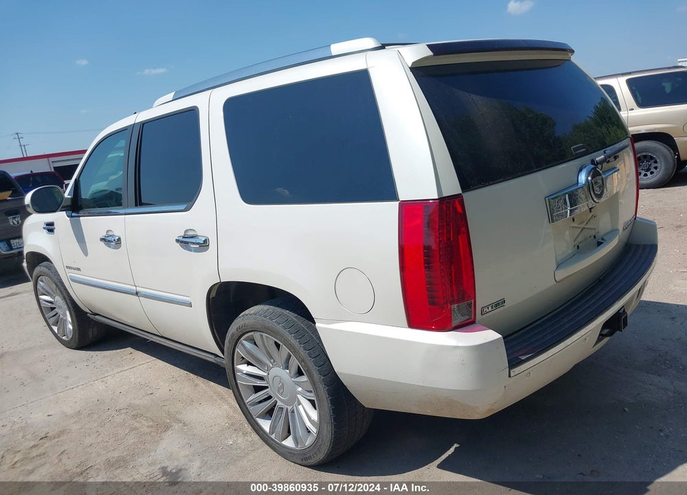 2011 CADILLAC ESCALADE PREMIUM VIN: 1GYS4CEF1BR265045