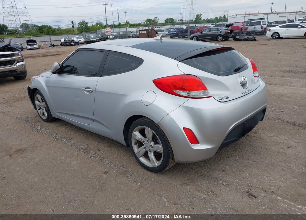 2015 HYUNDAI VELOSTER VIN: KMHTC6AD6FU244743