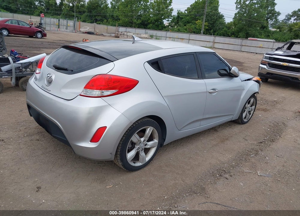 2015 HYUNDAI VELOSTER VIN: KMHTC6AD6FU244743