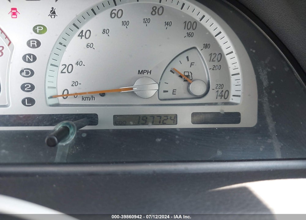 2002 TOYOTA CAMRY SE V6 VIN: 4T1BF30K62U503954