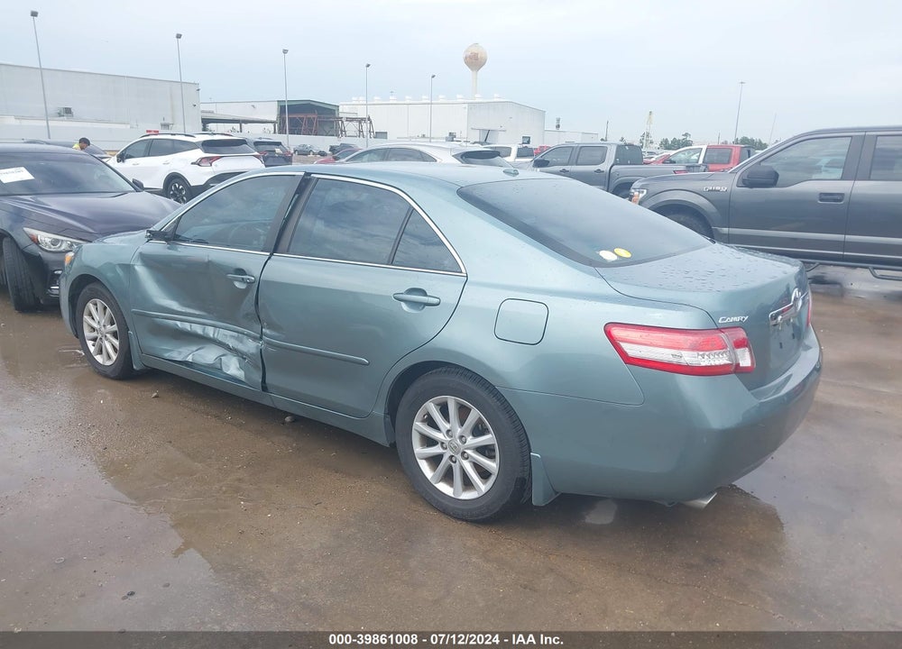 2011 TOYOTA CAMRY XLE V6 VIN: 4T1BK3EK8BU615191