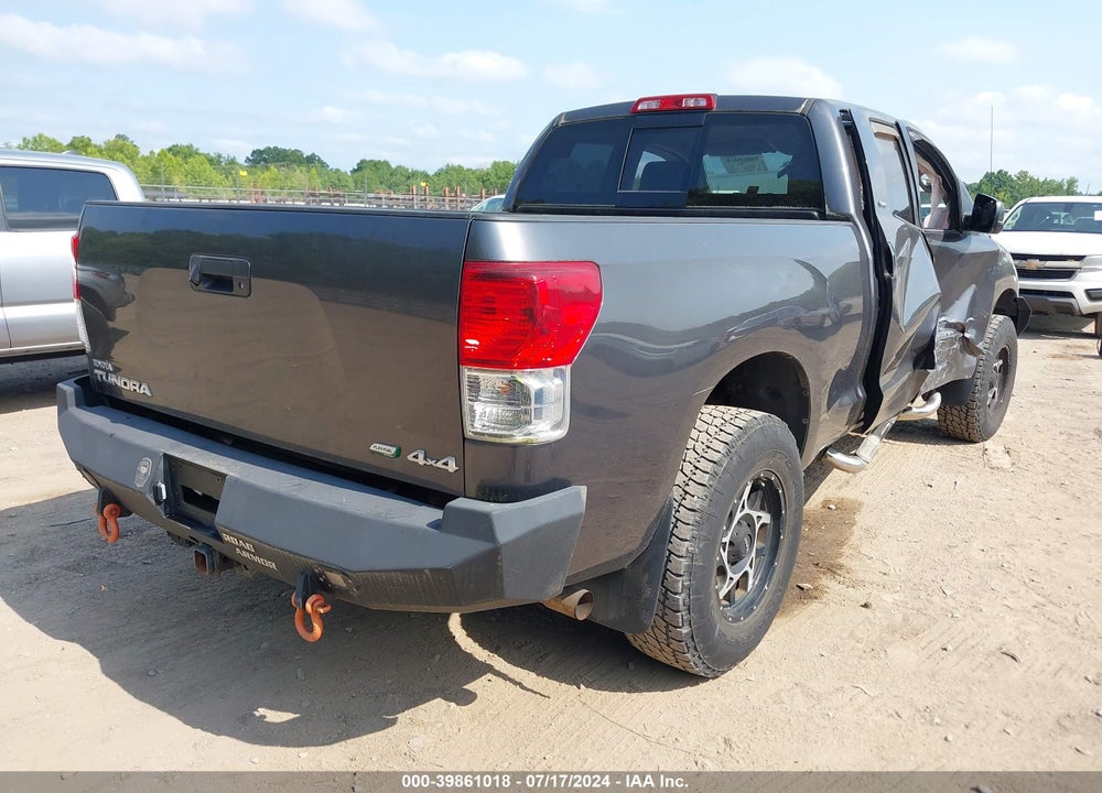 2013 TOYOTA TUNDRA GRADE 5.7L V8 VIN: 5TFUW5F13DX276022
