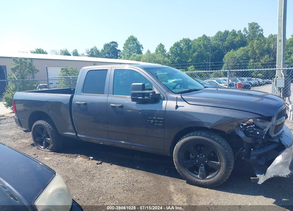 2019 RAM 1500 CLASSIC EXPRESS QUAD CAB 4X4 6'4 BOX VIN: 1C6RR7FG8KS643253