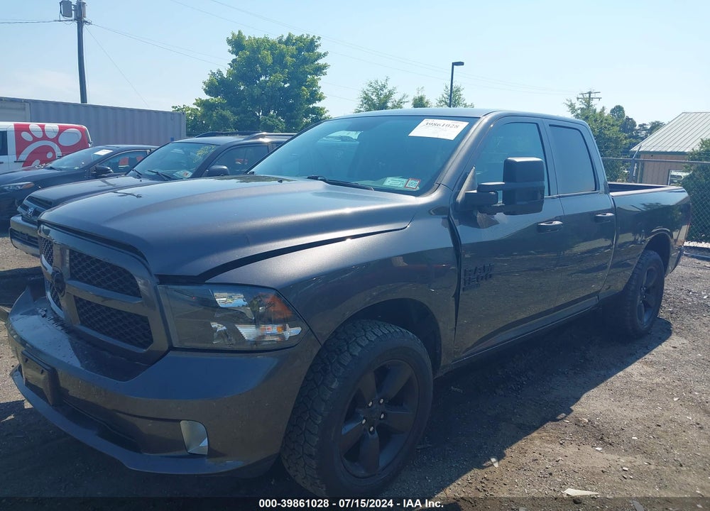 2019 RAM 1500 CLASSIC EXPRESS QUAD CAB 4X4 6'4 BOX VIN: 1C6RR7FG8KS643253