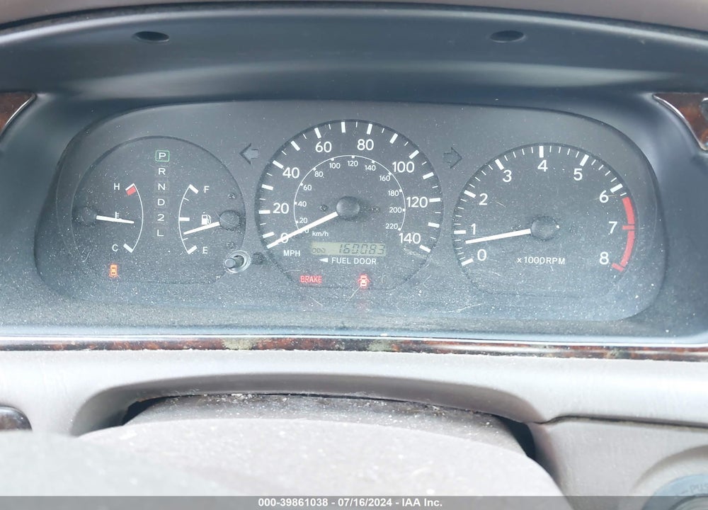 2000 TOYOTA CAMRY LE VIN: 4T1BG22K3YU978328