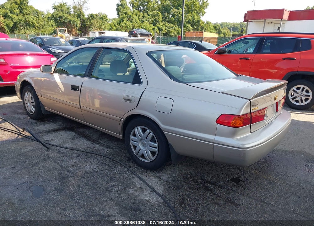 2000 TOYOTA CAMRY LE VIN: 4T1BG22K3YU978328