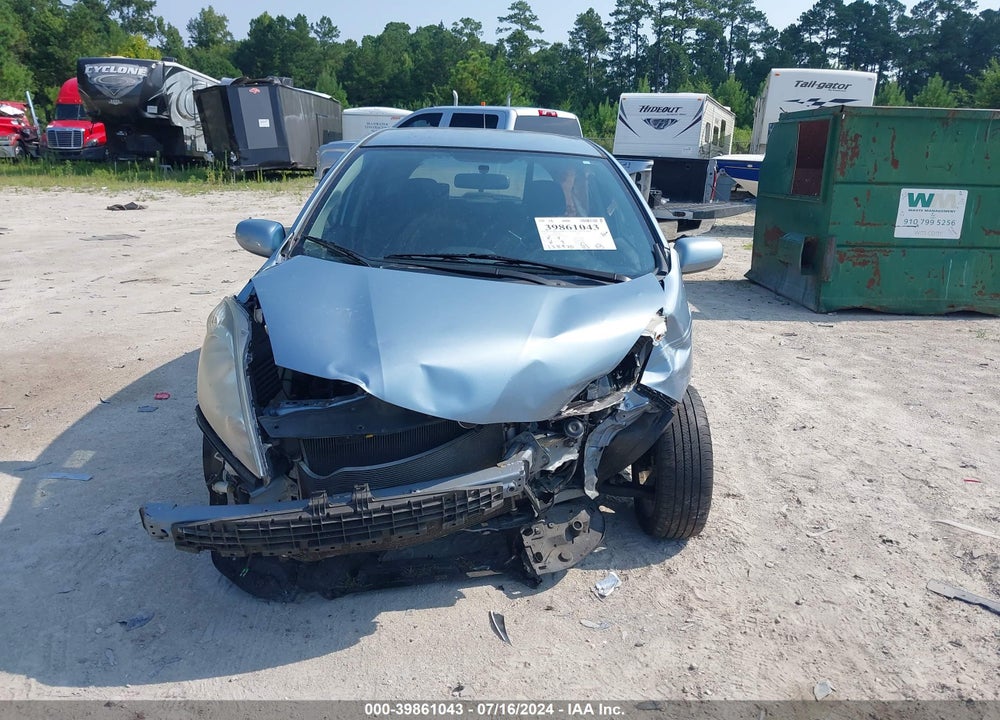2011 HONDA FIT SPORT VIN: JHMGE8G50BC005764