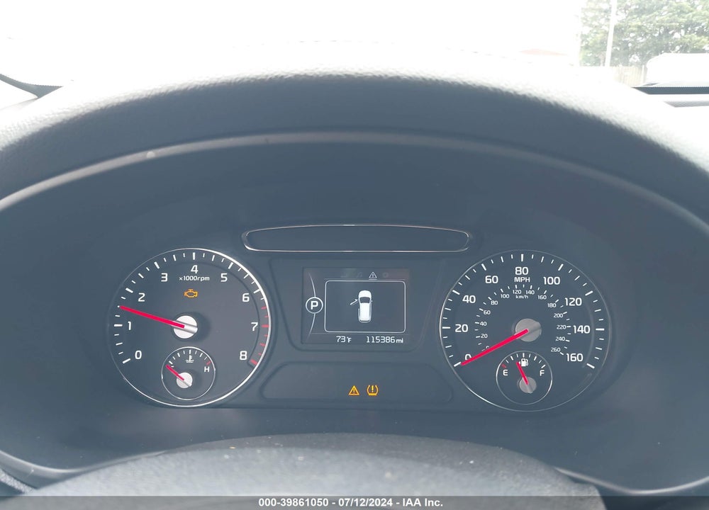 2016 KIA SORENTO 2.4L LX VIN: 5XYPGDA37GG110932