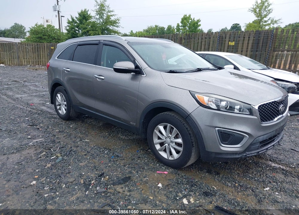 2016 KIA SORENTO 2.4L LX VIN: 5XYPGDA37GG110932